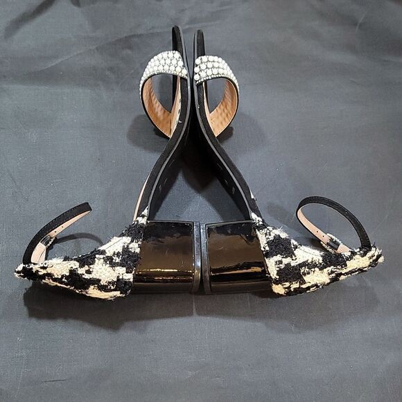 BRAND NEW BETSY JOHNSON LOW BLOCK-HEEL SANDAL - Picture 8 of 14